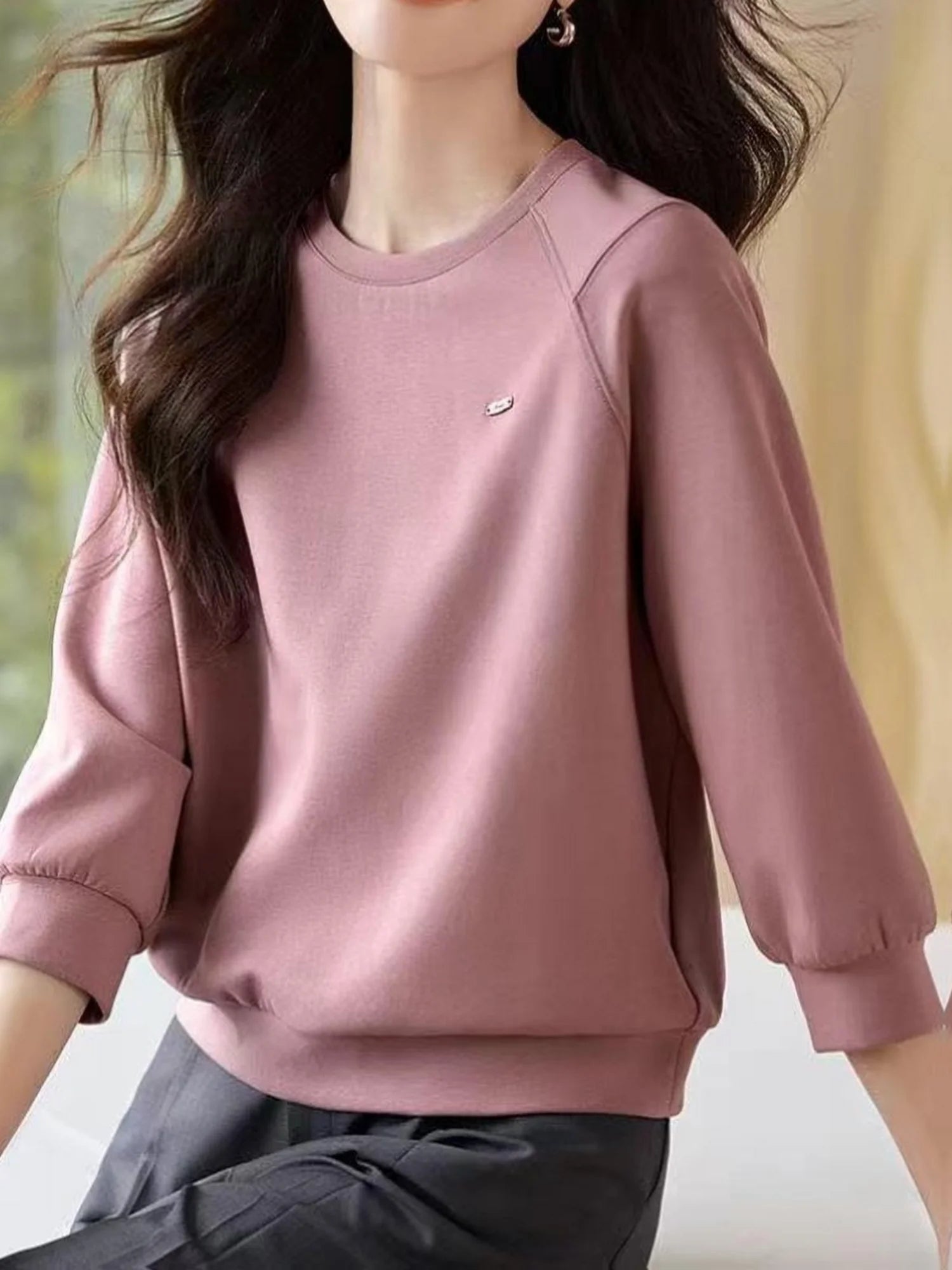 Sports sweatshirt for women spring and autumn new round neck solid color casual sweatshirt for women simple casual wear