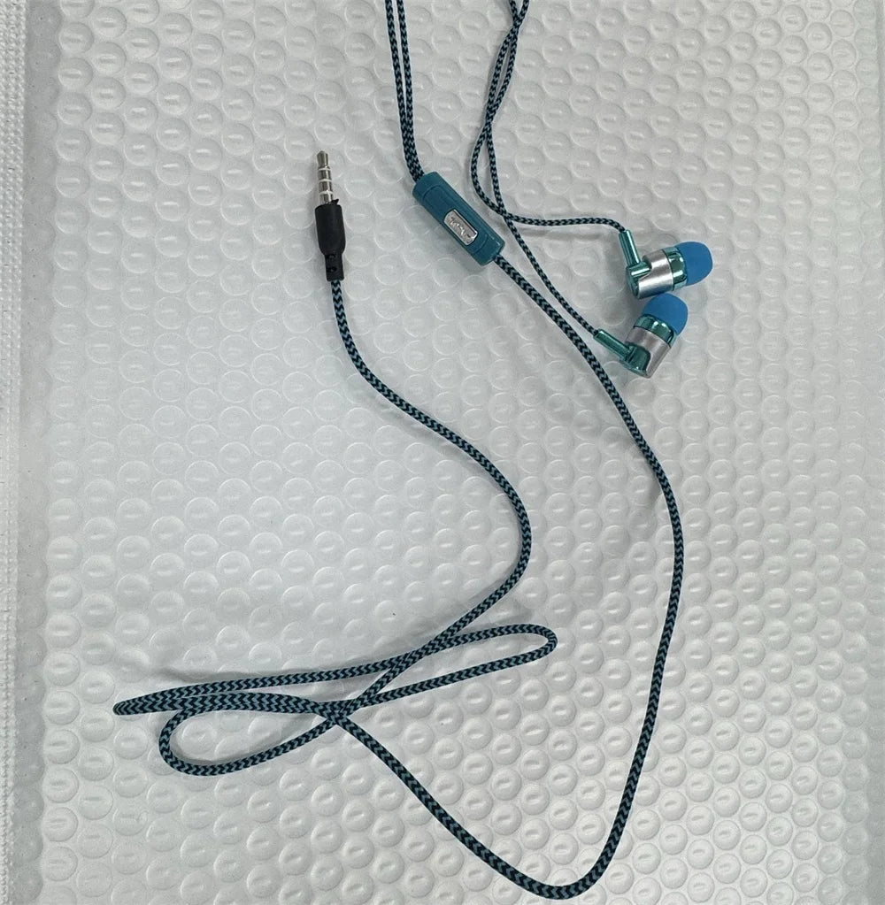Wired In-ear Earphone In Ear Noise Cancellation Ergonomic Design Stereo Sports Music Headphones For Mobile Phone Everyday Use
