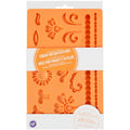 Celebakes Berry Blue Jimmies, 3 oz.